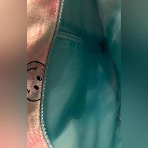 Tie Dye Smiley Face Emoji Cargo Sling Handbag Crossbody Book Travel Gym Bag - Picture 6 of 6